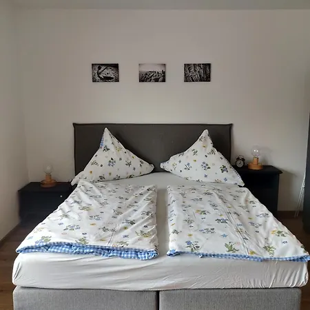 Alte Schule Ruhwarden Apartamento *